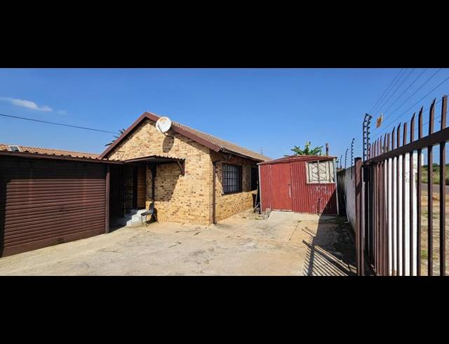 3 BEDROOM HOUSE FOR SALE IN DANVILLE